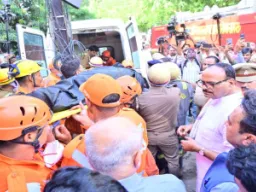 Lucknow Fire Tragedy : 