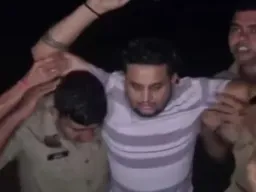 Firozabad Crime News :  शादी से इनकार पर डेढ़ साल के मासूम की हत्या, पुलिस मुठभेड़ में आरोपी गिरफ्तार