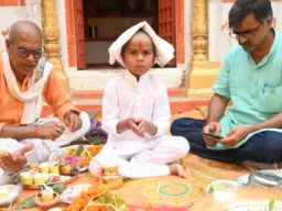 Ballia News : मझौवां मठ को मिला सातवां मठाधीश, वैदिक अनुष्ठान के बीच अनुग्रह नारायण आचार्य का मनोनयन