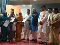 Ballia News: केंद्र के 12 और प्रदेश सरकार के 9 वर्ष पूर्ण होने पर भव्य कार्यक्रम, 1111 आंगनबाड़ी सहायिकाओं को मिला नियुक्ति पत्र