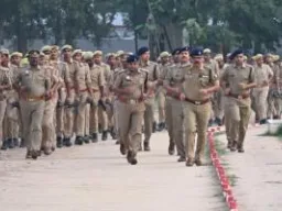साप्ताहिक परेड में एसपी ने परखी जवानों की तैयारी, दंगा नियंत्रण उपकरणों का भी किया निरीक्षण