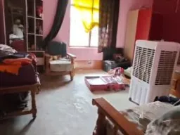 Ballia News: जंगला तोड़ घर में घुसे चोर, पांच लाख के जेवर और 15 हजार नकदी चोरी