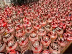 LPG Price Hike : घरेलू LPG सिलेंडर 29 रुपये महंगा, 7 जून से लागू हुए नए दाम