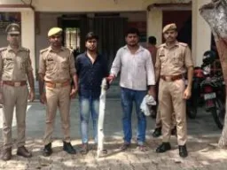 हत्या के प्रयास के मामले में दो आरोपी गिरफ्तार, घटना में प्रयुक्त डंडा बरामद