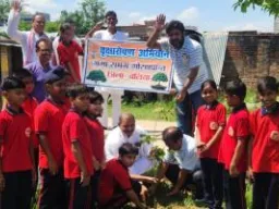 ‘जय गंगे, अविरल गंगा, निर्मल गंगा’ संकल्प के साथ गंगा समग्र ने किया वृहद वृक्षारोपण