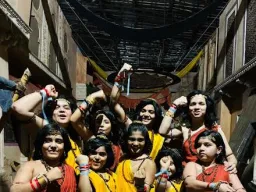को-स्टार्स से पक्के दोस्त बने ‘हस्तिनापुर के वीर’ के यंग कलाकार, फ्रेंडशिप डे पर बांधे बैंड और बांटी चॉकलेट्स
