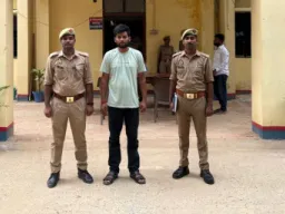 Ballia News: धरहरा सड़क हादसे में कार चालक गिरफ्तार, युवक की हुई थी मौत