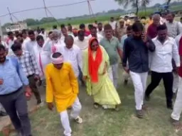 बलिया : सीएम योगी के कार्यक्रम को लेकर तैयारियां तेज, हेलीपैड और जर्मन हैंगर का काम अंतिम चरण में