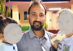 बिहार में ऑटो में दो मासूम बच्चों को छोड़कर मां लापता, सोशल मीडिया पर तस्वीर देख बलिया से थाने पहुंचे पिता
