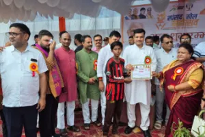 बहराइच के इन्दिरा स्टेडियम में सांसद खेल महोत्सव 2025 का भव्य शुभारम्भ