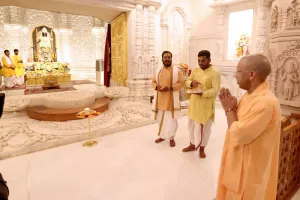 अयोध्या पहुंचे सीएम योगी: रामलला के दर्शन-पूजन के बाद ट्रस्ट के साथ की अहम बैठक, पीएम मोदी के दौरे की तैयारियों पर हुई चर्चा