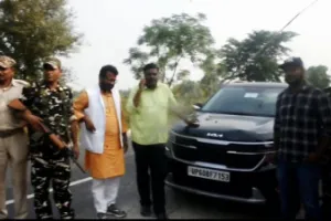 Bihar Assembly Election 2025: यूपी के पूर्व BJP विधायक धनंजय कन्नौजिया बिहार में शराब के साथ गिरफ्तार, बेतिया प्रशासन सख्त