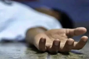 लखीमपुर खीरी : आंधी के झोंके से छत से गिरा युवक, मौत से परिवार में मचा कोहराम