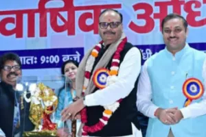 UP News: नर्सों को मिलेगी गृह जनपद में तैनाती, डिप्टी सीएम ब्रजेश पाठक ने मांगा प्रस्ताव