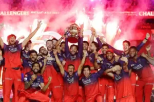 IPL में हलचल: RCB के बाद अब दूसरी टीम की बिक्री की चर्चा, हर्ष गोयनका के ट्वीट से मचा हंगामा