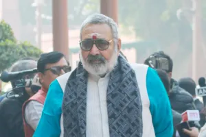 गिरिराज सिंह का विपक्ष पर तीखा हमला, बोले, कुछ लोग ‘वंदे मातरम’ की जगह ‘बाबरी मस्जिद’ को अधिक महत्व देते हैं