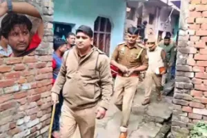 UP Crime News: पत्नी ने प्रेमी संग मिलकर पति की हत्या की, ग्राइंडर से किए शव के टुकड़े