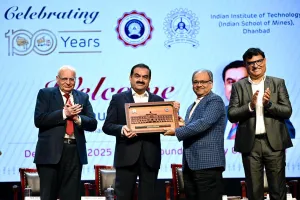 जो तुम बनोगे वही हमारा भारत बनेगाः गौतम अदाणी 