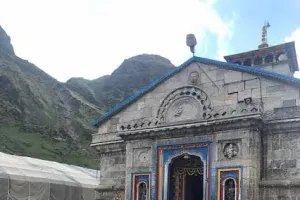 कनिका ढिल्लन ने कहा, “केदारनाथ बनाना अपने-आप में एक भावनात्मक तीर्थयात्रा थी!”