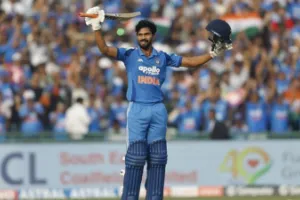 Ind vs SA: रायपुर में ऋतुराज गायकवाड़ ने रनों की बरसात, वनडे करियर का पहला शतक जमाया