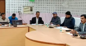 Ballia News : 1.03 लाख मीट्रिक टन धान खरीद का लक्ष्य, क्रय केंद्रों के अधिकारियों को DM की सख्त चेतावनी