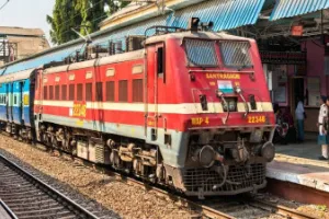 कोलकाता–गाजीपुर सिटी–कोलकाता एक्सप्रेस समेत कई ट्रेनों की रेक संरचना बदलेगी, रेलवे ने जारी की नई सूची