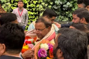 लखनऊ : भाजपा प्रदेश अध्यक्ष चुनाव, नामांकन के लिए पार्टी मुख्यालय पहुंचे नेता, केंद्रीय मंत्री पंकज चौधरी क्यों हैं चर्चा में