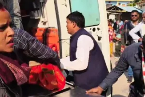 गोंडा: बीईओ ने लगाई फटकार, बीएलओ की तबीयत बिगड़ी… लखनऊ के मेडिकल कॉलेज में भर्ती