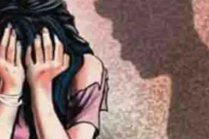 अलीगढ़ : लड़की को ब्लैकमेल करने के आरोप में नाबालिग लड़के पर केस दर्ज, जानिए पूरा मामला