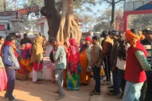 मिर्जापुर में डबल मर्डर से सनसनी: युवक ने सौतेली मां और भाई की हत्या की, शव ठिकाने लगाते वक्त गिरफ्तार