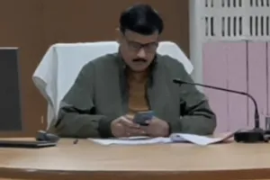 मिलावटखोरों पर बलिया डीएम सख्त, बड़ी कार्रवाई के निर्देश—नाम सार्वजनिक करने तक का फैसला