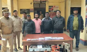 बलिया में बुढ़वा शिव मंदिर समेत कई स्थानों पर हुई चोरियों का खुलासा, पांच शातिर गिरफ्तार