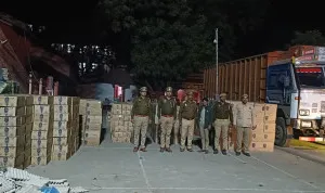 बलिया पुलिस ने 75 लाख की अंग्रेजी शराब पकड़ी, तस्कर गिरफ्तार