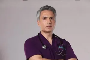 “मेरी बहनें ही मेरी सबसे बड़ी प्रेरणा रही हैं, जिन्होंने मुझे संवेदनशील डॉक्टर देव का किरदार जीवंत करने में मदद की”: इक़बाल खान, गुम यादें: एक डॉक्टर, दो ज़िंदगियाँ, सोनी सब