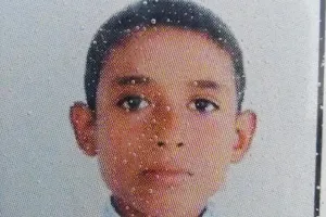 हरदोई: संदिग्ध हालात में किशोर का शव मिला, हत्या का आरोप लगाकर परिजनों का हंगामा