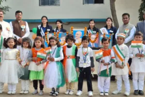 मन:स्थली एजुकेशन सेंटर में धूमधाम से मना 77वां गणतंत्र दिवस, बच्चों की प्रस्तुतियों ने मोहा मन