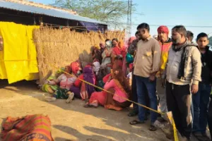 Etawah News: पत्नी पर प्रेमी संग मिलकर पति की हत्या का आरोप, पुलिस जांच में जुटी