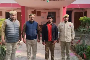 गोंडा में नाबालिग से दुष्कर्म के प्रयास का आरोपी गिरफ्तार, चार अन्य फरार