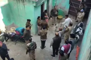 मथुरा में एक ही परिवार के पांच सदस्यों ने जहर खाकर दी जान