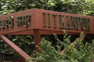 आईआईटी कानपुर के 1990 बैच के पूर्व छात्रों ने 13.2 करोड़ रुपये का सहयोग दिया