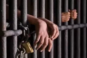 बलिया में दहेज हत्या मामले में पति समेत पांच दोषियों को 10-10 साल की सजा