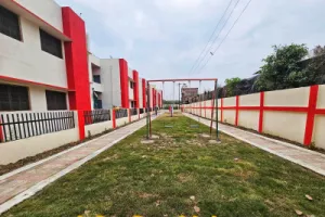 गाजीपुर सिटी स्टेशन: खाली जमीन पर बना पार्क, रेलवे कॉलोनी की बदली तस्वीर