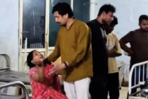 बलिया : निजी अस्पताल में प्रसूता और जुड़वा नवजात की मौत, अस्पताल सील