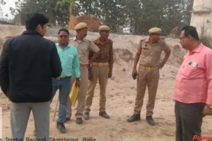 Ballia News : एनजीटी के आदेश पर प्रशासन की कार्रवाई, ईंट भट्ठा बंद कराया