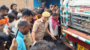 Ballia News : भीषण सड़क हादसे में बाइक सवार युवक की मौत, एक गंभीर घायल