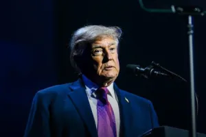 Trump on Strait of Hormuz : ईरान से समझौते तक होर्मुज जलडमरूमध्य पर नियंत्रण रखेगा अमेरिका : ट्रंप