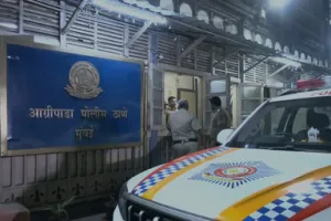 Mumbai News : सहकर्मी पर अश्लील मैसेज और वीडियो भेजने का आरोप, युवती की शिकायत पर आरोपी गिरफ्तार