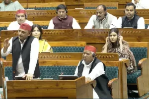 लखनऊ : महिला आरक्षण बिल पर सपा का रुख बना सियासी बहस का केंद्र, अखिलेश के सामने बड़ी चुनौती