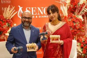 त्यौहारों पर सोना खरीदना हुआ और आसान, कम कीमत में मिलेंगी ढेरों डिज़ाइन्स