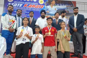 Ballia News : स्टेट कराटे चैंपियनशिप में बलिया के खिलाड़ियों का शानदार प्रदर्शन, 2 गोल्ड समेत 11 पदक